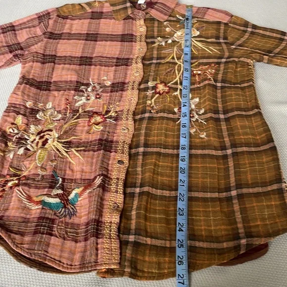Johnny Was Varlese Multicolor Embroidered Plaid Oversized Shirt Size XS - Picture 6 of 13